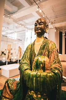 轻钢别墅300平方需要多少钱 轻钢别墅两层三百个平方需要多少钱